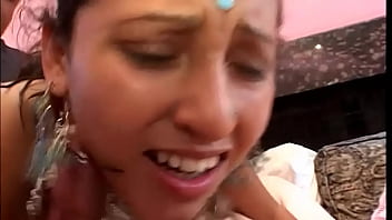 Bhabi Gila Asmara Berdua Dengan Suami Dan Ibu Tirinya Yang Tak Sadar Betapa Nakalnya Anaknya – Audio Hindi
