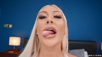 Buka Mulutmu Dan Terima Pancaran Panas Jess Nova Dari Brazzers! Masukkan Kode Xvpromo Di Situs Resmi Untuk Diskon Menggairahkan.
