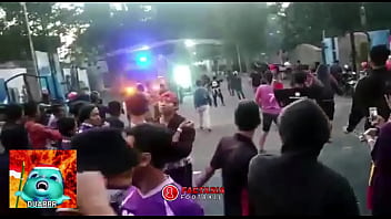 Baku Hantam Brutal Di Tribun: Persik Vs Psim – Deru Nafsu Dan Amarah Di Liga Indonesia Part 1