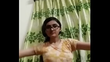 Desi Montok Yang Bikin Panas