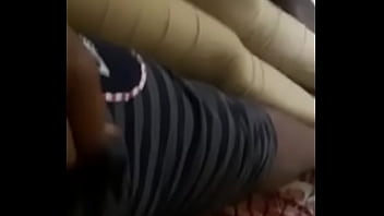 Pasangan Swinger Desi Janvi Beraksi Dalam Video Panas