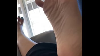 Siaran Panjang Jari-jari Kaki Seksi Asia Yang Menggoda