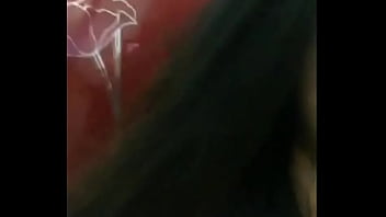 Gadis Asia Berpayudara Besar Menggoda Dengan Mesra Saat Live