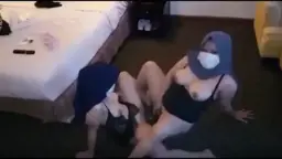 Dua Cewek Berjilbab Bergantian Ngesex Pakai Dildo