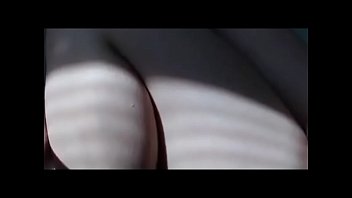 Tayangan Langsung: Nenen Asia Melampiaskan Nafsu Dengan Mainan Besar Di Lubang Pantatnya