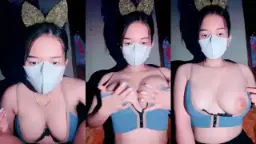 Zia Molly, Toket Buatanku Yang Montok Dan Menggoda