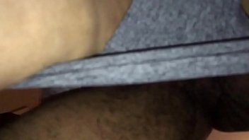 Agen Imigrasi As Menggagahi Ibu Rumah Tangga India Yang Seksi