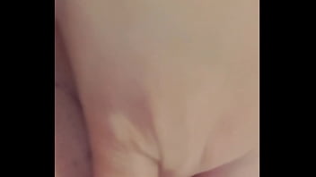 Gadis Asia Yang Menggoda Dengan Sensualitas Tak Terbantahkan