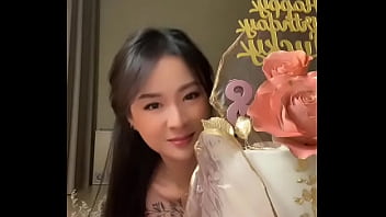 Tetes Payudara Tiktok Tiongkok Yang Menggoda