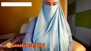 Istri Muslim Saudi Arabia Berhijab Dengan Payudara Besar Terekam Di Webcam 13 November