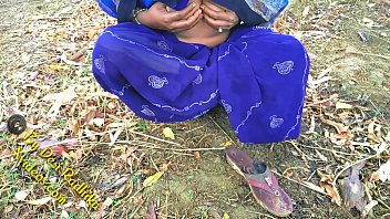 Gadis Desa India Dengan Bulu Kemaluan Alami Bercinta Di Alam Terbuka