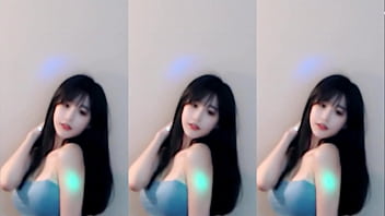 Cô Nàng Trung Hoa Quyến Rũ Trong điệu Nhảy Gợi Cảm
