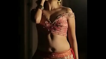 Pemotretan Seksi Model India Yang Menggoda