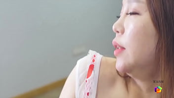 Model Cantik Jalani Audisi Intim Dengan Sutradara