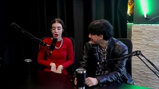 Curtia Se Exibir Bem Novinha, A Pandemia Empurrou Mulheres Pro Pornô, Ela Contou Pra Mãe E Quando Vendeu O Primeiro Nude… – Yastrixx & Dixon (assista No: Sheer/red)