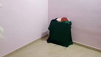 Desi Babhi Ketahuan Kamera Saat Berganti Baju