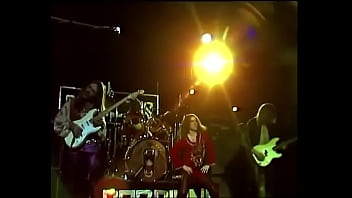 Senggama Panas Scorpions Di Panggung 1977