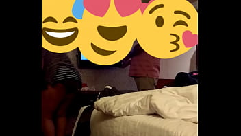 Istri Desi Menggoda Tukang Kabel Dengan Godaan Nakal