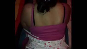 Gadis India Dengan Kemaluan Yang Masih Muda Dan Menggoda