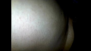 Sekretaris Anny Merengek Minta Kenaikan Gaji Di Atas Meja Bos