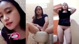 Darla Si Youtuber Seksi Pamer Bulu Kemaluan Yang Menggoda