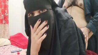 Gadis Muslim Berperan Sebagai Ibu Tiri Dalam Adegan Panas Ala Bangladesh