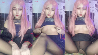 Riie Nana Cosplay Sakura Dengan Gaya Yang Menggoda