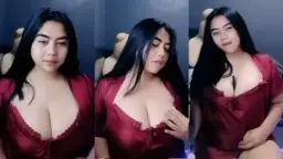 Tante Sheela Live Menggoda Dengan Gaya Yang Bikin Tergoda