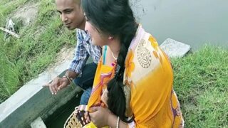 Video Panas Pasangan Mesra: Si Montok Menggoda Dan Aksi Ranjang Mereka Yang Liar