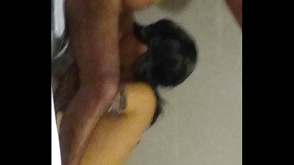 Neha Ngewein Kontol Abang Tirinya Sambil Mandi Pake Suara Hindi