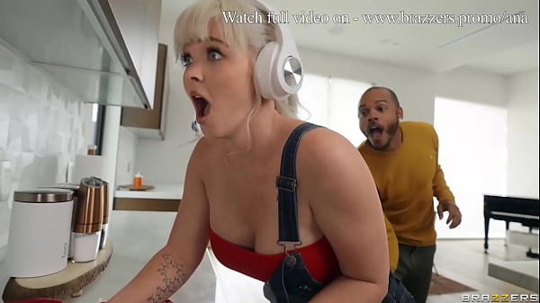 Gadisku Yang Nakal Suka Dihardcore Dari Belakang! – Kay Carter, Delilah Day / Brazzers / Tonton Full Di Www.brazzers.promo/ana