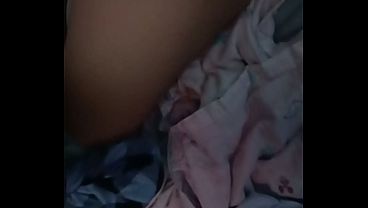 Tubuh Filipina Panas Bergoyang Liar Dalam Adegan Ranjang Yang Menggoda.