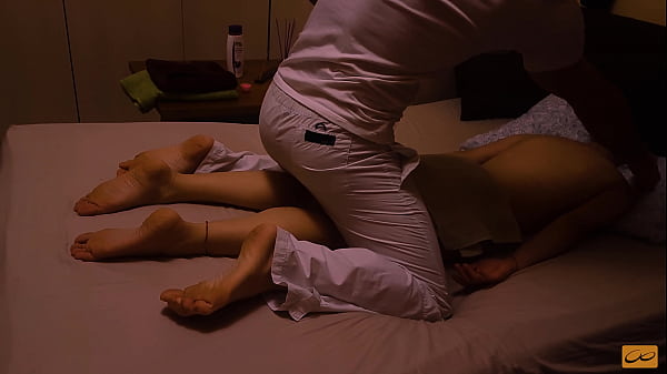 Pijat Nuru Thai Yang Menggairahkan Berujung Bercinta Keras, Orgasme Tak Terkendali Dan Semburan Sperma