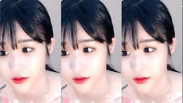 Cô Nàng Trung Hoa Uốn éo Thân Hình Nóng Bỏng