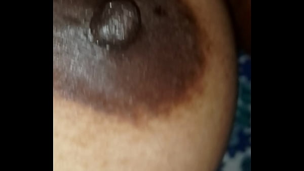 Desi Bhabhi Yang Panas Digoda Teman Suami