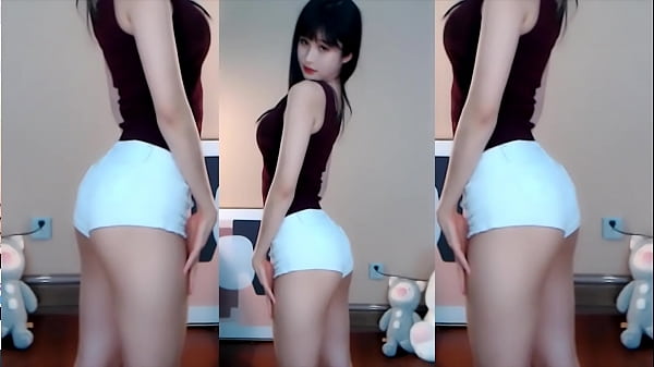 Cô Nàng Trung Hoa Uốn éo Vòng Vòng