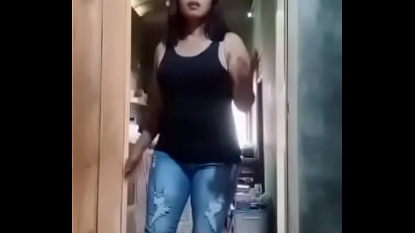 Gadis Indonesia Menggoda Di Dapur, Siap Untuk Petualangan Panas