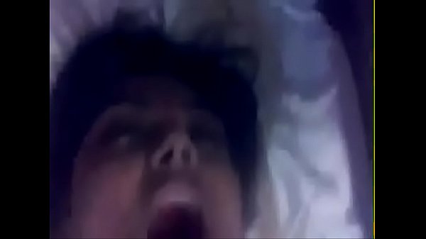 Adik Manisku Yang Nakal, Berpose Mesra Sambil Memuaskan Diri Untuk Kakak Tersayang