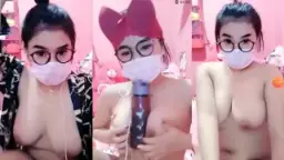 Sheila Telanjang Bugil Tampil Hot