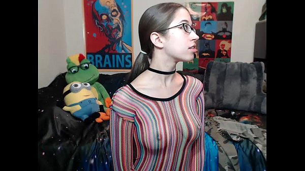 Alexxxcoal Gadis Muda Bugil Memamerkan Payudara Seksi Di Live Cam – 6cam.biz