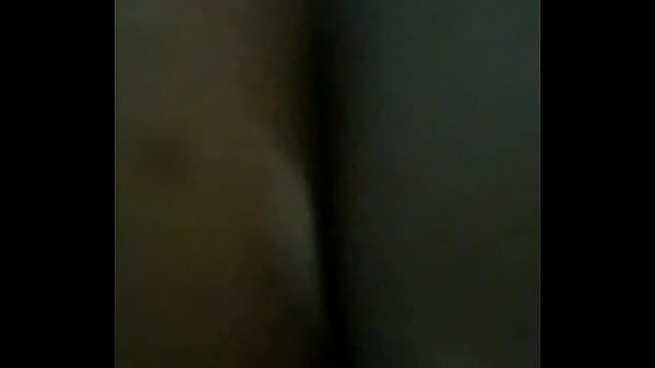 Cewek China Montok Lagi Panas-panasin Vaginanya