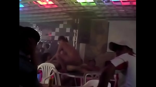 Pamer Pisang Vivo Yang Menggoda