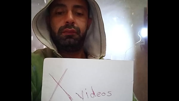 متعتي الحميمة في غرفة نومي بالقاهرة
