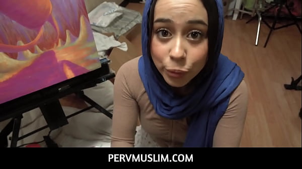 Dania Vegax, Arab Tiri Yang Hot Dan Polos, Membuat Kakak Tirinya Merana Dengan Napsu Yang Tak Tersalurkan