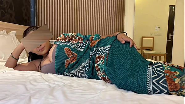Mertua Menggoda Menantu Baru Menikah, Lalu Menggenjotnya Dengan Ganas