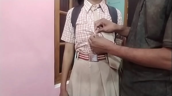 Gadis Sekolah India Ngentot Kencang Dengan Kontol Besar