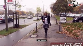 Deutsch-türkin Teen Wird Auf Der Straße Abgeschleppt Für öffentlichen Sex