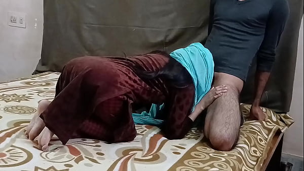 Priya Bhabhi Panas Di Kamar, Ngentot Sampai Berkeringat Meski Musim Dingin