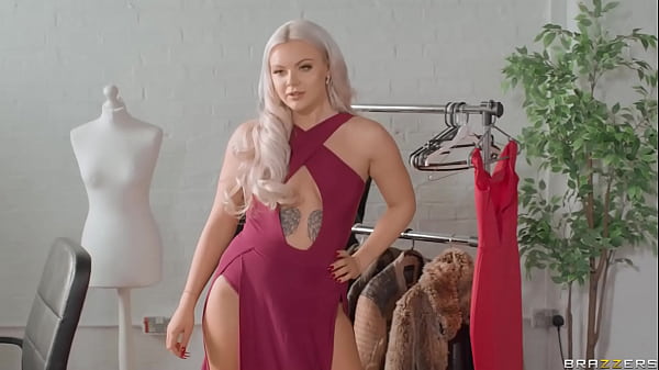 Lana Rose – Adegan Panas Model Seksi Di Brazzers, Tonton Full Videonya Di Sini