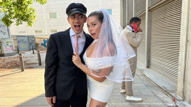 Sopir Ganas Menggoda Dan Menggila Dengan Pengantin Di Malam Pertama